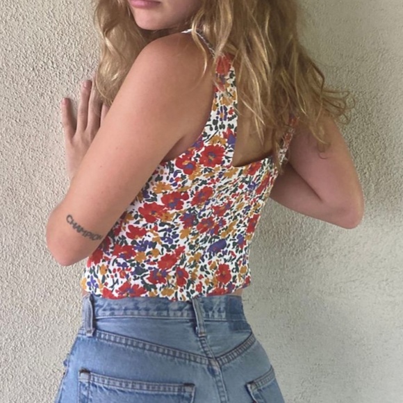 UO Aurora Cottage Core Floral Lace-Up Peasant Top - Picture 2 of 7